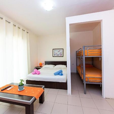 Intea Hotel غوليم المظهر الخارجي الصورة
